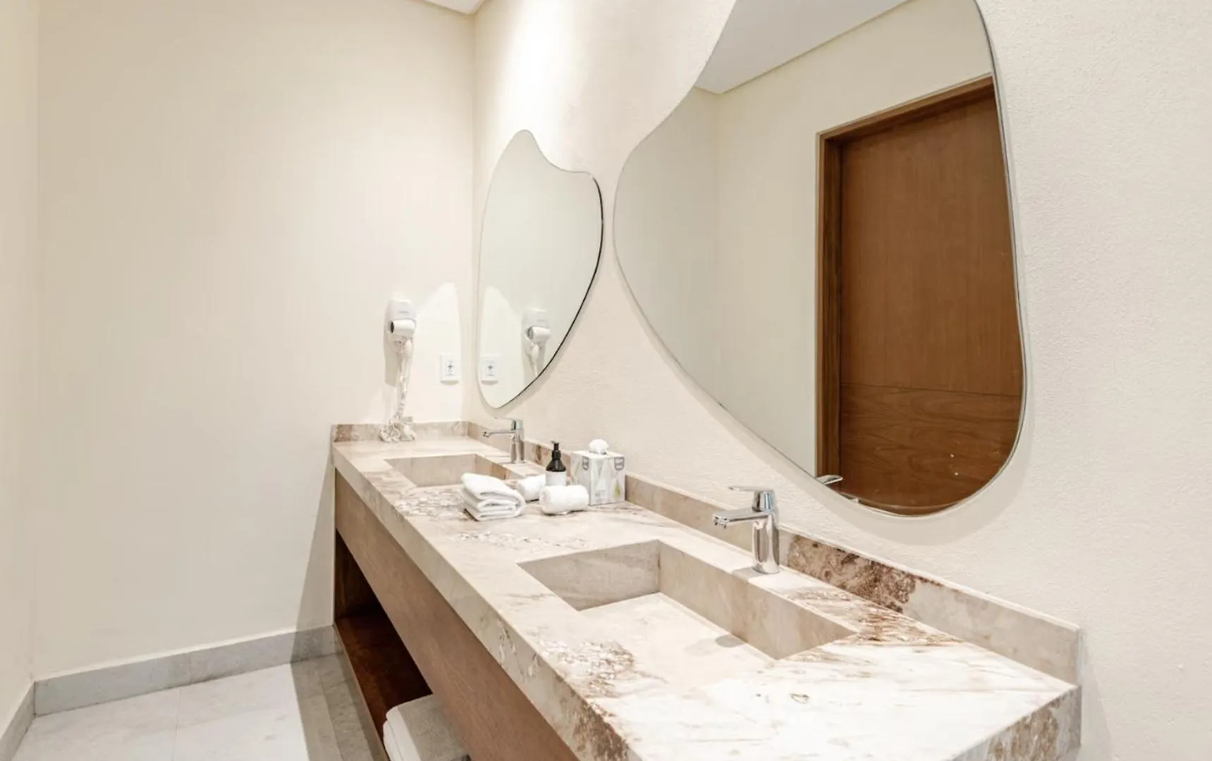 Hum Living Luxury Villas Tulum 0*,