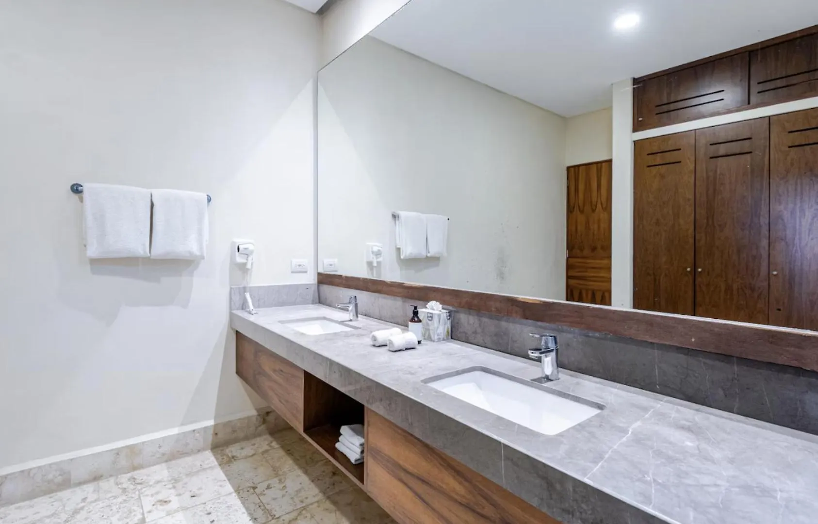 Hum Living Luxury Villas Tulum 0*,